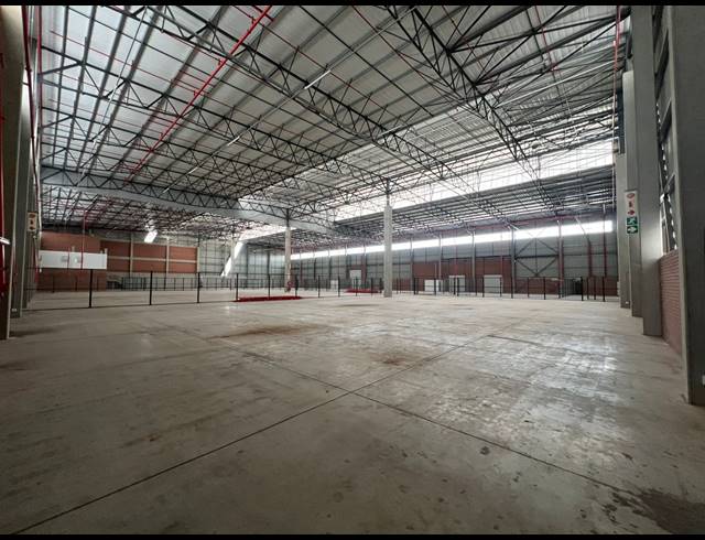 5,151M² WAREHOUSE TO LET IN SAMRAND BUSINESS PARK